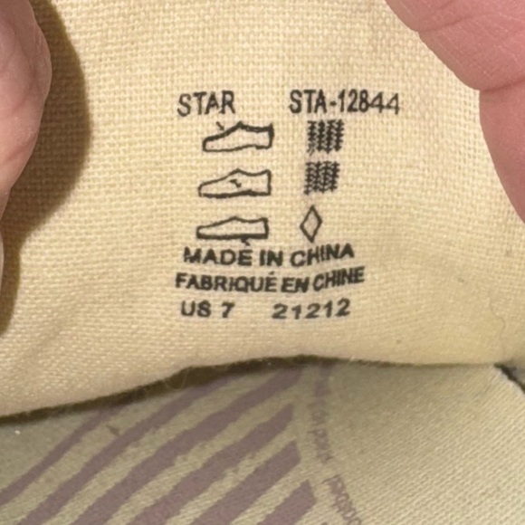 Taos Star Sneaker (Women) - Mauve Floral Multi. Size 7. VGUC - Picture 10 of 11